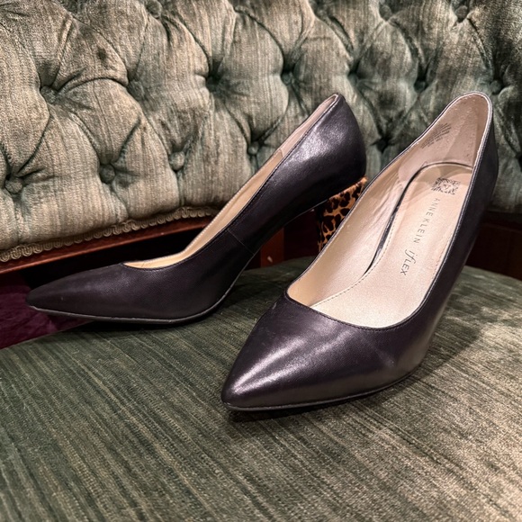 Anne Klein iFlex Pumps, with Leopard Print Heels (10) - Picture 2 of 9